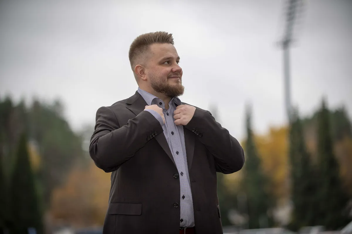 Synttärijuhlilta 8 000 euroa – Näin Samuli Mattila, 29, loi miljoonaliikevaihtoa tekevän hoivayhtiön