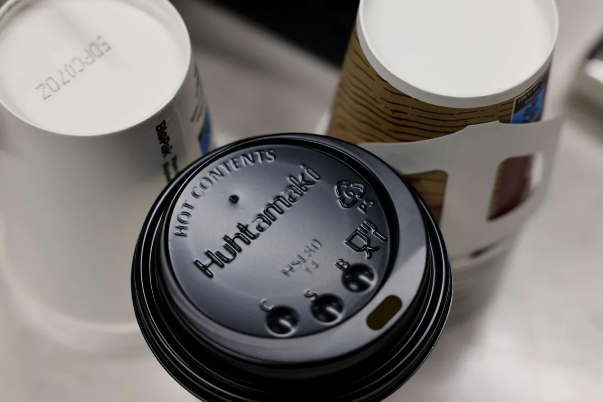 Analyytikot odottavat Huhtamäeltä hieman heikkeneviä lukuja – osinkojen nousuputki saamassa kuitenkin jatkoa