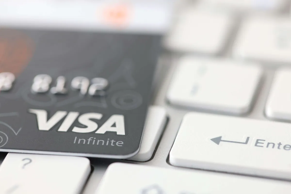 Aktia tuo Suomeen uuden eliittiluottokortin