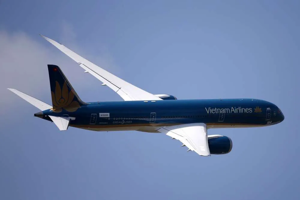 Vietnam Airlines 787-9 departs Munich for Hanoi with 271 passengers