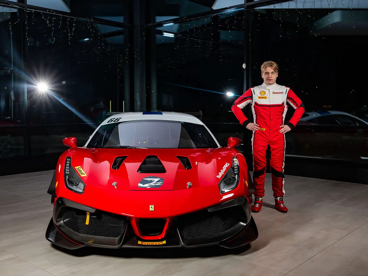 Ferrarin nuorin kilpakuljettaja on suomalainen Luka Nurmi | Talouselämä