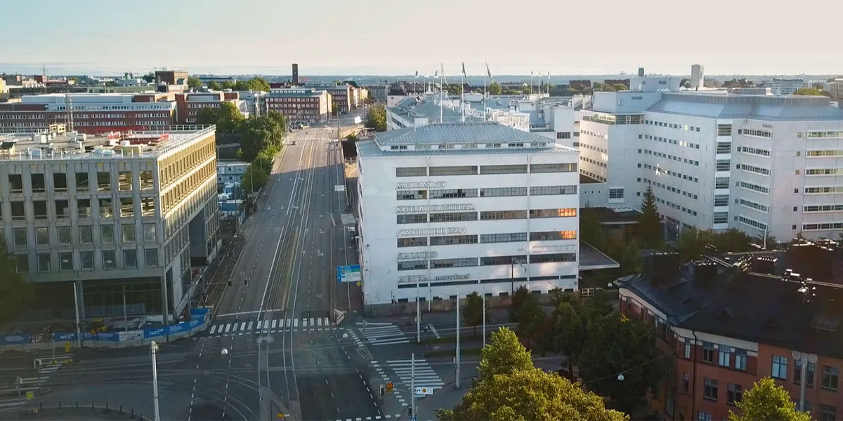 Joulukuussa 2021 Helsingin Vallilassa palanut Meiran kahvipaahtimo jälleen  toiminnassa – Korjaukset valmistuivat ja paahtaminen aloitettiin kesällä |  Tekniikka&Talous