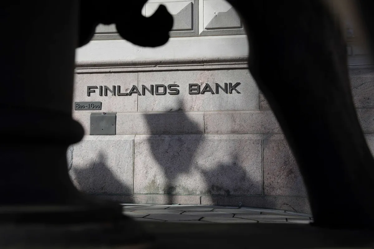 Lausuiko Suomen Pankin pääjohtaja ratkaisun polttoainekriisiin?