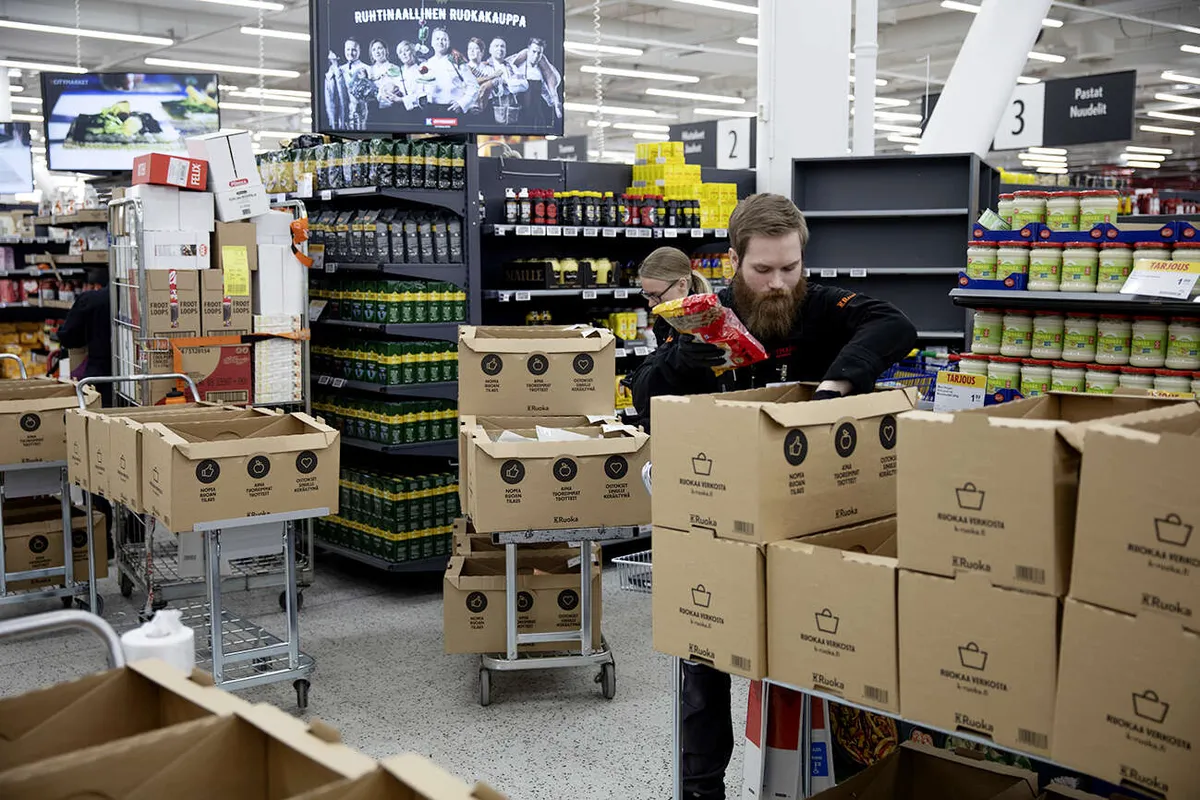 Ruuan verkkokauppa räjähti kasvuun kuin raketti: Kesko +500 % – ”Otimme yön  yli noin viiden vuoden kehitysloikan” | Tekniikka&Talous