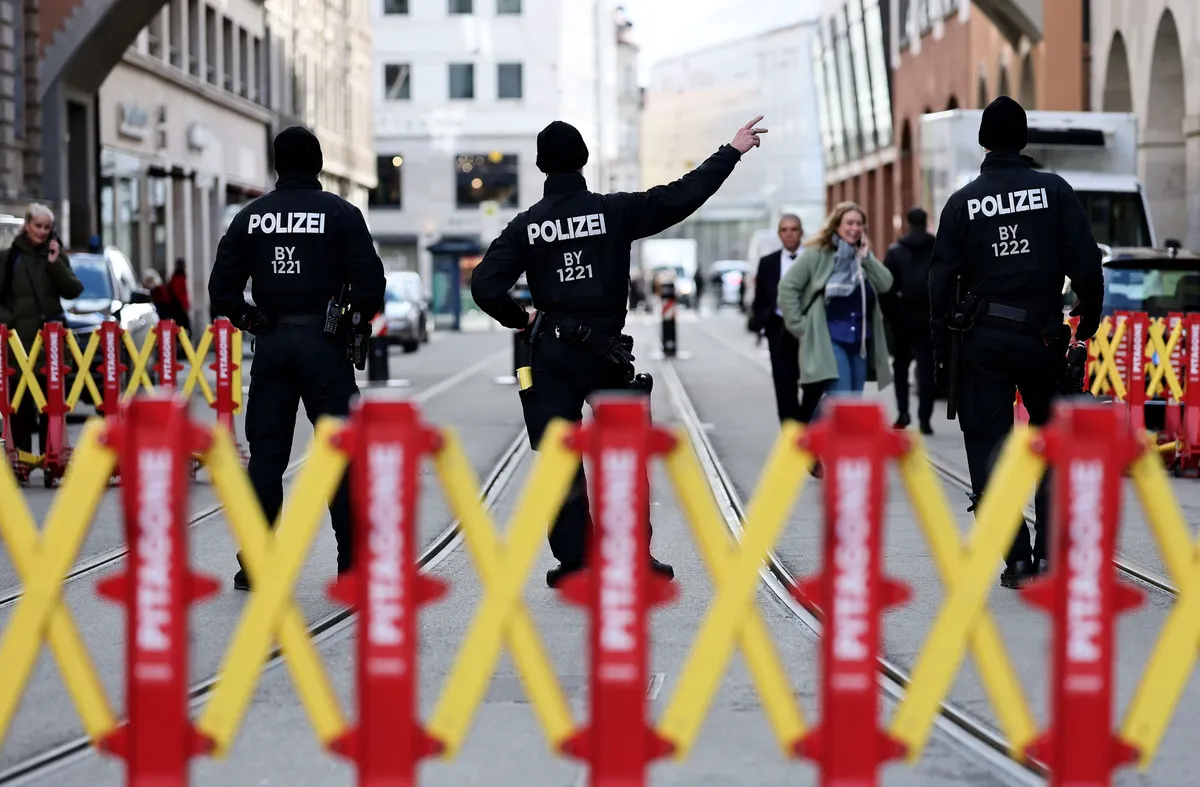 Suora lähetys: Puolustusministeri Antti Häkkänen puhuu Münchenin turvallisuuskonferenssissa