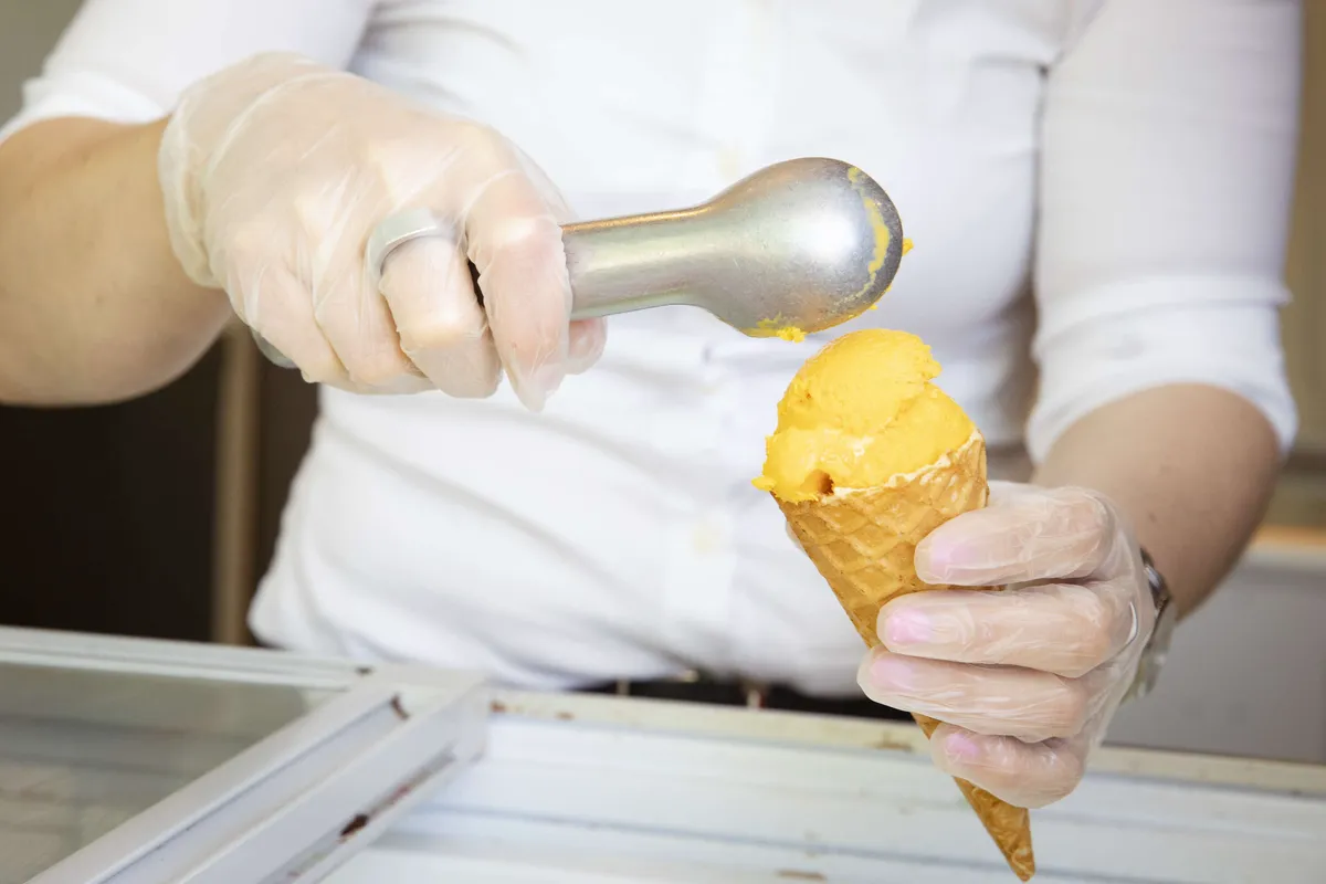 Kesätyömarkkinoilla tapahtuu nyt jotain poikkeuksellista – Tässä voi olla ohituskaista