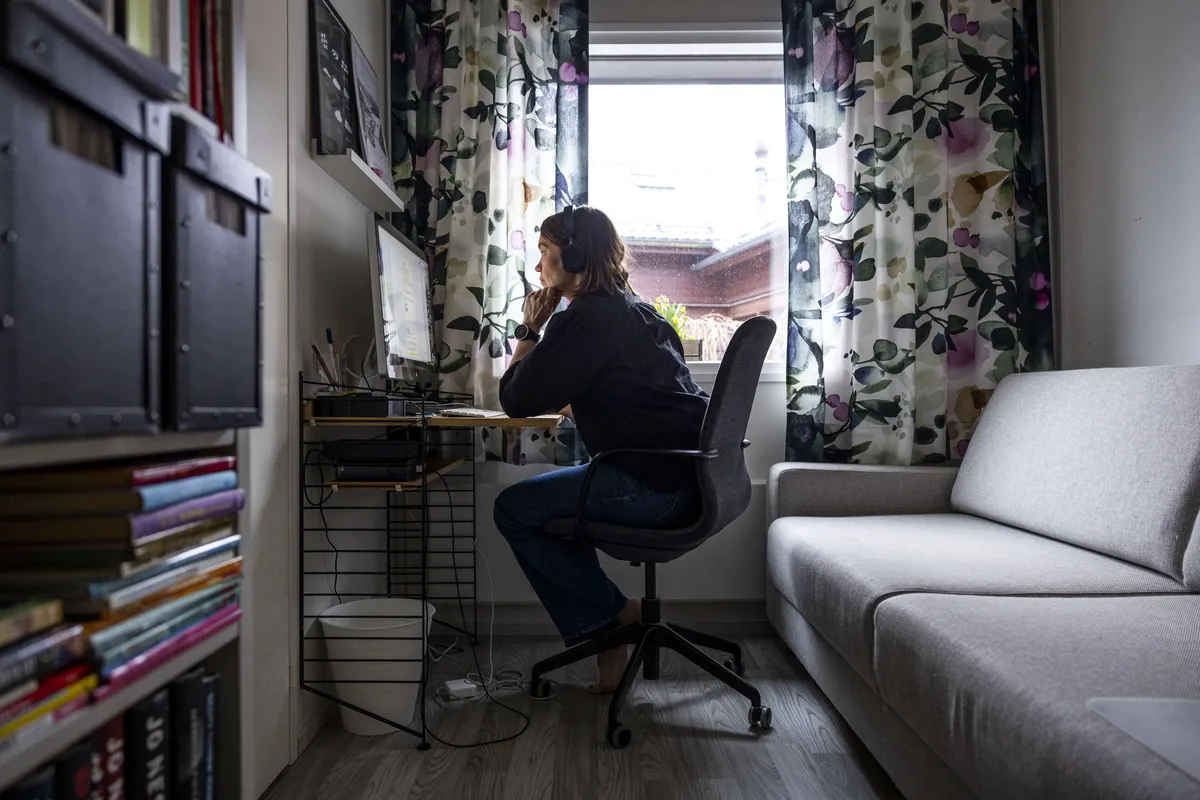 Yritys käski työntekijät lähitöihin maanantaisin ja perjantaisin: Näin kävi