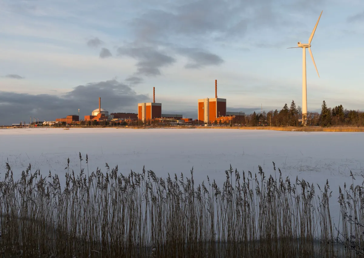 Suomessa on tikittävä jäteriski – Radioaktiivisia kaasuja vuotaa Olkiluodossa yli-ikäisistä pakkauksista