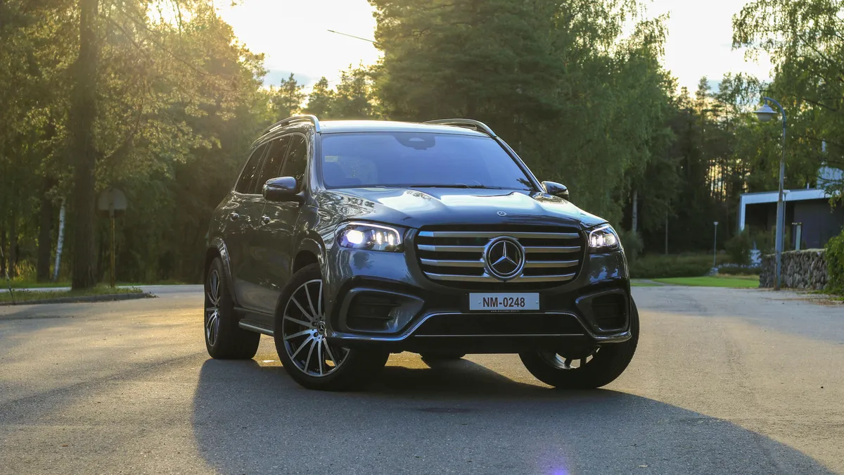 250 km/h, 3,0 litran 387 hv dieselturbo ja nollasta sataan 6,1 s ...
