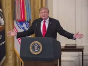 Ihmisten on paras tottua Donald Trumpiin – merkit viittaavat jatkokauteen