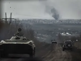 Ukrainan joukkoja liikkeellä Bah’mutin seudulla Donetskissa huhtikuussa.