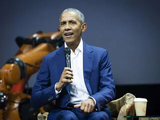 Barack Obama puhui Nordic Business Forumissa 2018. Tapahtuma ei kertonut vierailun hintalappua.