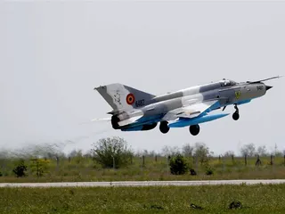 Romanian ilmavoimien MiG-21 jäähyväisseremoniassa 15.5. 2023.