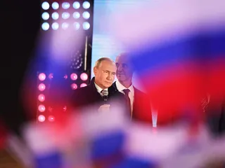 Venäjällä juhlittiin perjantaina, kun Vladimir Putin ilmoitti puheessaan liittäneensä neljä ukrainalaisaluetta Venäjään. Toimi on laiton ja kansainvälisen yhteisön tuomitsema. Venäjä ei edes hallitse laittomasti liittämiään alueita kokonaisuudessaan, vaan on viikonloppuna päinvastoin kokenut nöyryyttävän takaiskun, kun Ukraina sai takaisin hallintaansa tärkeän Lymanin kaupungin.