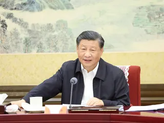 Kiinan johtaja Xi Jinping tapaamassa Kiinan kommunistisen puolueen nuorisojärjestön johtajia kesäkuun lopulla.