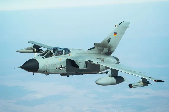 Luftwaffen ikoninen työjuhta tulee Suomeen – Tällainen on 1 480 km/h lentävä Tornado