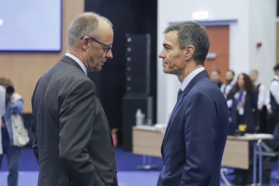 Jyrähdys uudesta ”lisäverosta” ja EU:n jättibudjetista: Maksu peruttava, vaatii Saksa