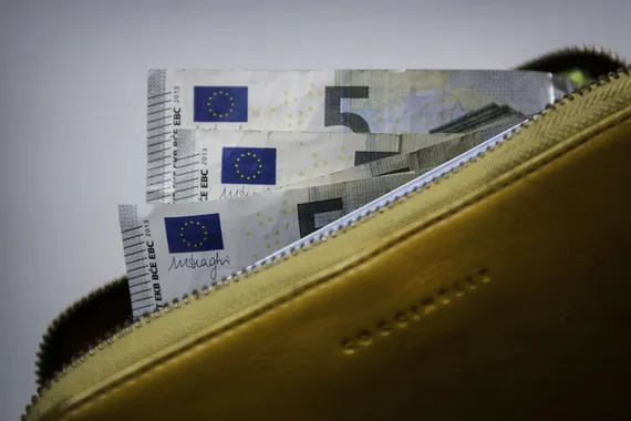 Näin uudet päätökset vaikuttavat lompakkoosi – Verotoimia, asiakasmaksuja ja remonttituessa pakitus