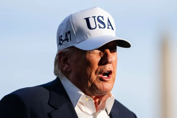 Trumpin puhelin on täysi katastrofi – Nyt paljastui uusi, vakava ongelma
