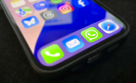 Whatsapp-tililläsi voi olla näkymätön rinnakkaiskäyttäjä – Näkee kaiken, minkä sinäkin
