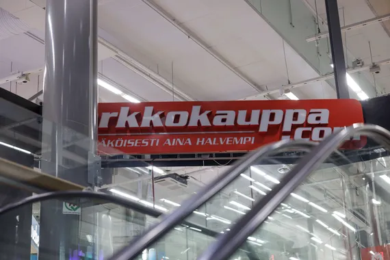 Verkkokauppa.com luopui kiinteiden kustannusten rajoitteesta kasvustrategian takia