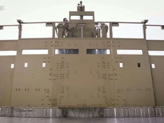 XNXX isot tissit Elokuvat