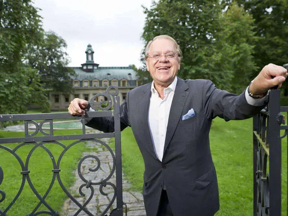 suora kääntyä homo porno