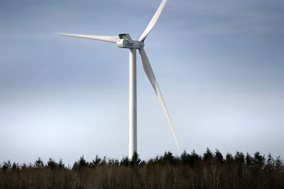 Euroopan suurimman tuulipuiston rakentaminen takkuaa – sähköyhtiö haluaisi  rakentaa 300 metriä korkeita myllyjä, luvat sallivat vain 200-metriset |  Kauppalehti