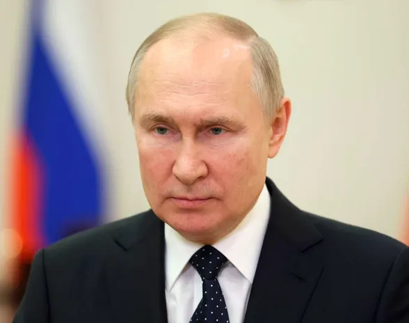 Vaatimus tiukemmasta rahapolitiikasta tuli Vladimir Putinin lähipiiristä.