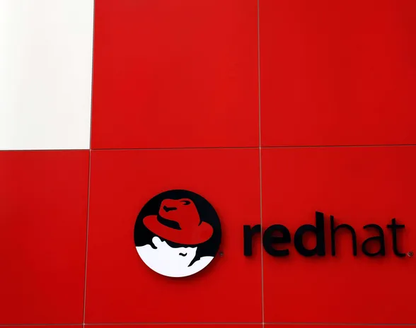 Red Hat tunnetaan parhaiten samaa nimeä kantavasta Linux-jakelusta.