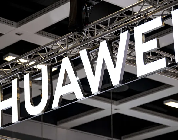 Kielto koskee Huawein lisäksi myös muita kiinalaisyhtiöitä, tosin tietyillä poikkeuksilla.