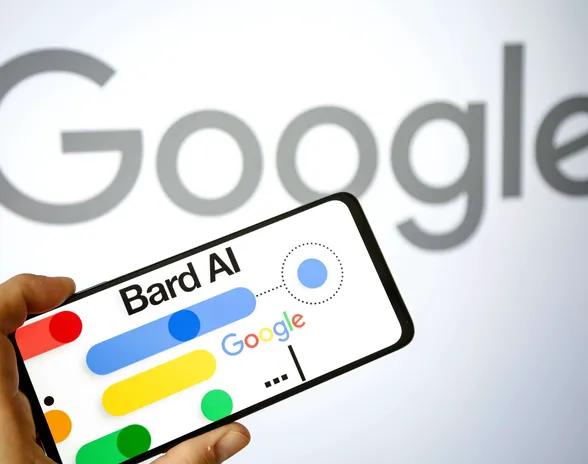 Googlen Bard -tekoälyä koulutetaan ”yleisessä käytössä olevista lähteistä” kerättävällä datalla.