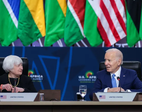 Janet Yellenin ja Joe Bidenin pitää löytää tie velkakaton nostamiseen.