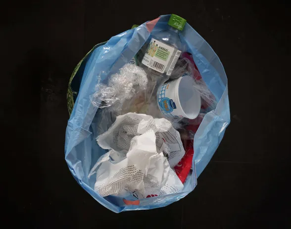 muovi muovin keräys , jäte