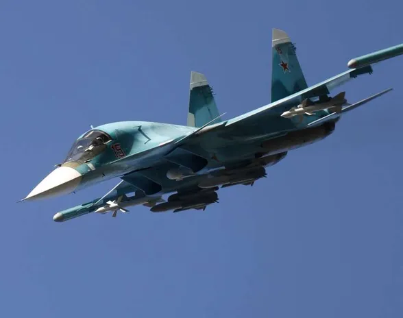 Suhoi Su-34 ”Fullback”.