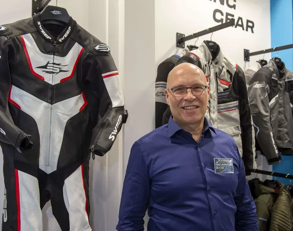Kurt Ljungqvistille moottoripyöräala on tuttu. Hän on ajanut motocrossia MM-sarjassa ja toiminut Suomen Moottoriliiton toimitusjohtajana.