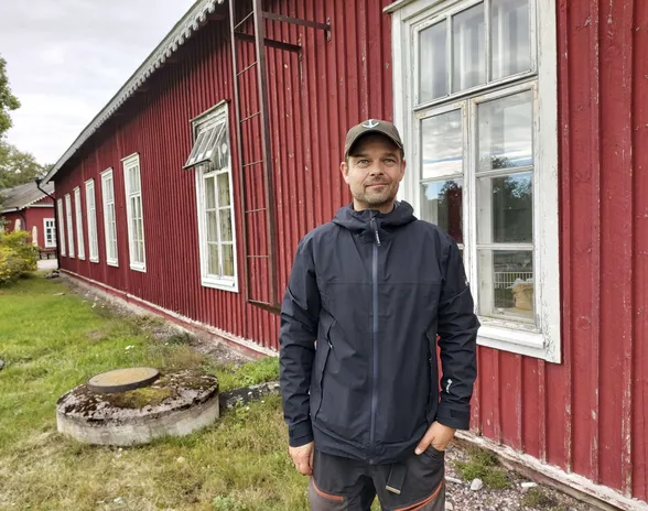 ”Tämä on meille myös elämäntapa”, perustelee hotellia pyörittävä Janne Tirkkonen ympärivuotista toimintaa Örön saarella.