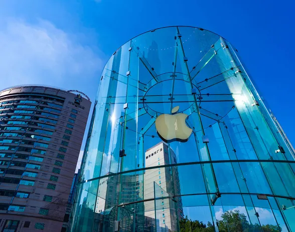 Applen liikevaihdosta noin viidennes tulee Kiinasta, mutta yhtiö ei silti säästy hallinnon pyrkimyksiltä vähentää riippuvuutta yhdysvaltalaisesta teknologiasta.