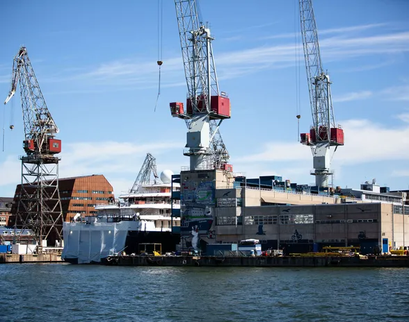 Helsingin telakka saattaa siirtyä kanadalaisomistukseen.