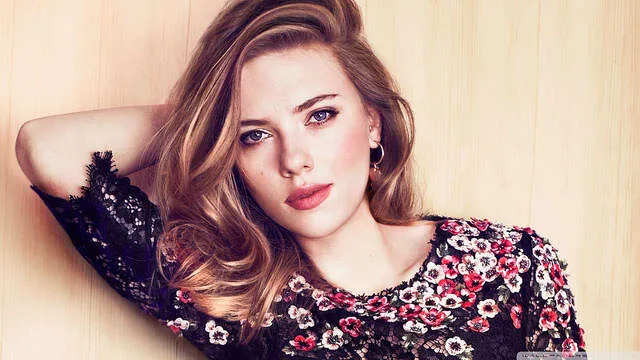 punainen pää lesbo hihna