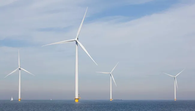 Ruotsin vesille suunnitellaan ennätysmäistä tuulivoima-aluetta – 3 900 MW  ja lähes 1 000 km²: 256 voimalaa merelle, jos eivät silakat estä |  Tekniikka&Talous