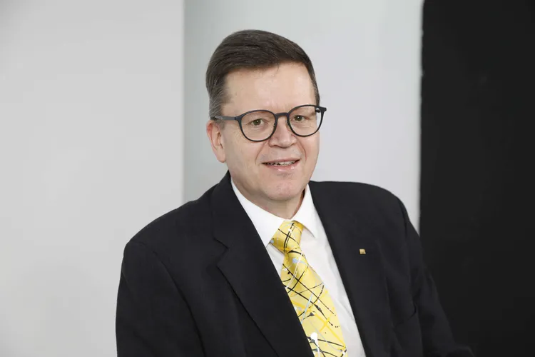 Taksiyrittäjän ahdinko ei ole vieläkään hellittänyt – ”Taksiluvan ...