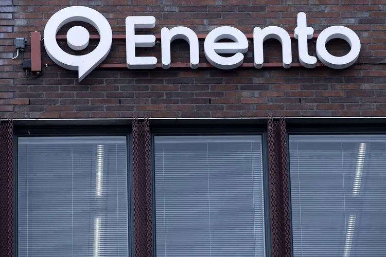 Enento Groupilta odotetaan tuloslaskua – Osake kuitenkin analyytikoiden ...