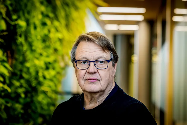 ”Onhan se helpompaa jos vähän enemmän rahaa” – Tästä syystä Matti Rinne ...