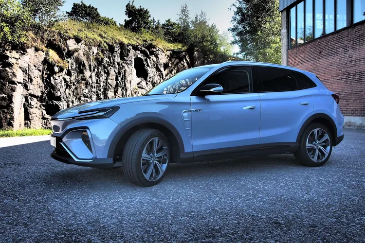 Aggressiivisesti hinnoiteltu MG Marvel haastaa europremiumit | Kauppalehti