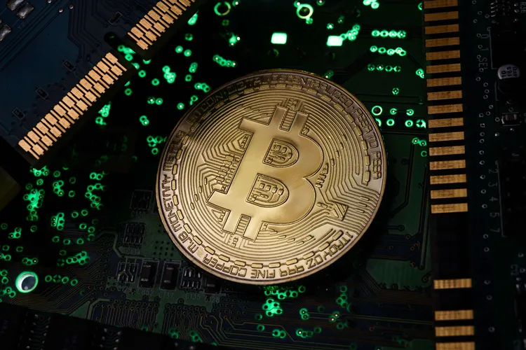 Bitcoinin nousuralli kerää monenlaista huomiota | Kauppalehti