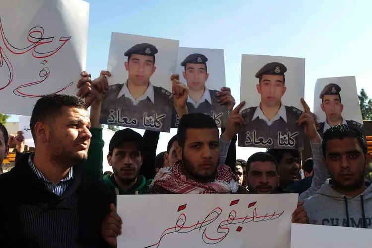 Jordanian ilmavoimat puolestaan vastasi surmaan 56 ilmaiskulla.