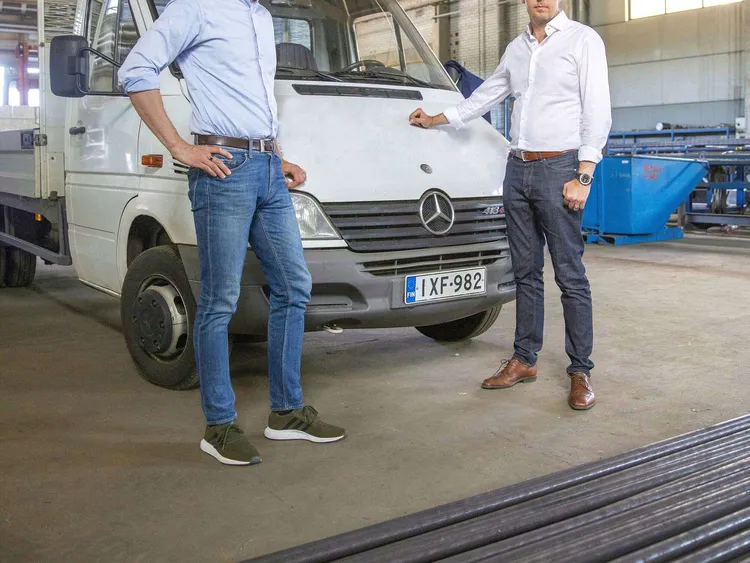 Nimekäs joukko liikemiehiä sijoitti teollisuuden kunnossapitoyhtiö ...