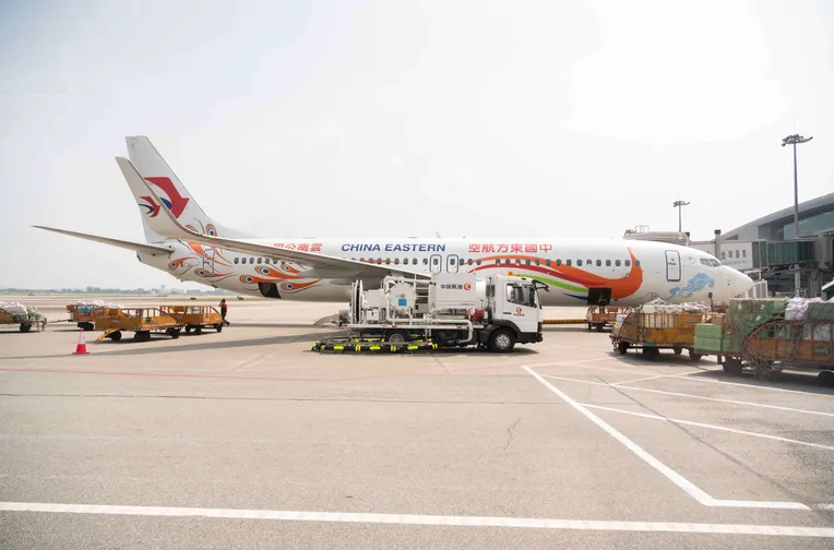 China Eastern Airlinesin Boeing 737-800 kuvattuna vuonna 2019.