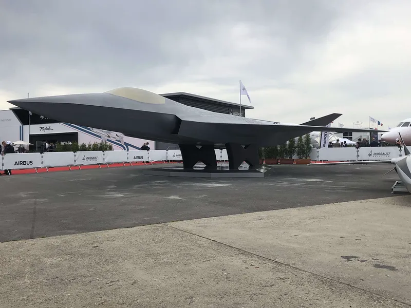 FCAS-hävittäjän viitteellinen malli Pariisin lentonäytöksessä Le Bourget’n lentoasemalla 2019.